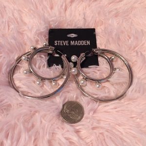 NWT Steve Madden Silver Hoop Pearl Earrings